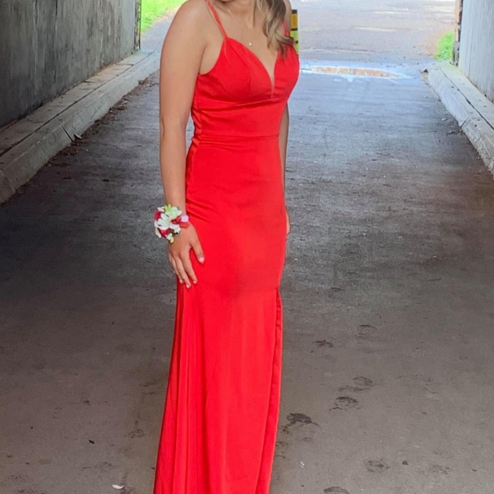 Red prom dress